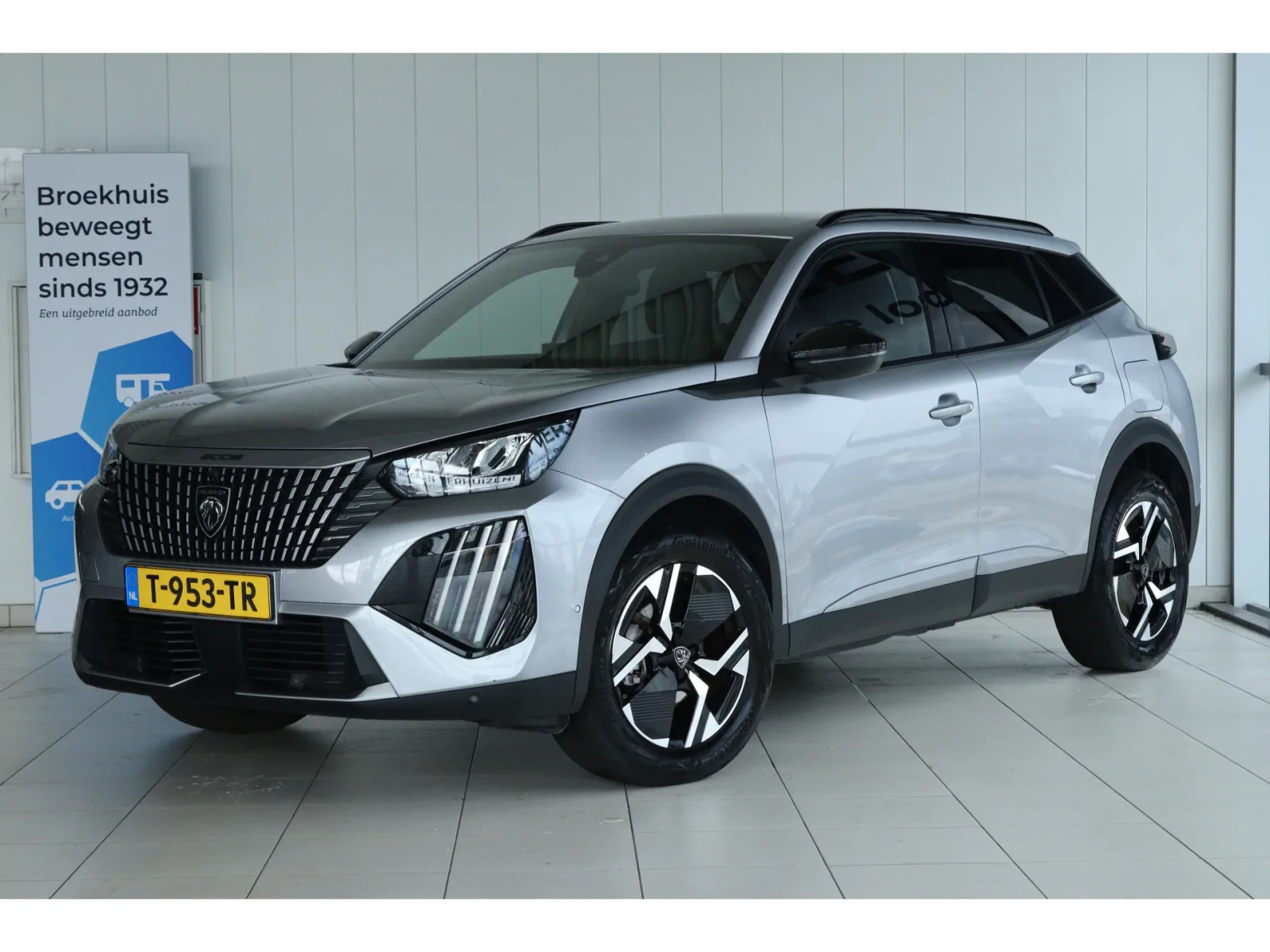 Peugeot 2008 (2023) — foto 1