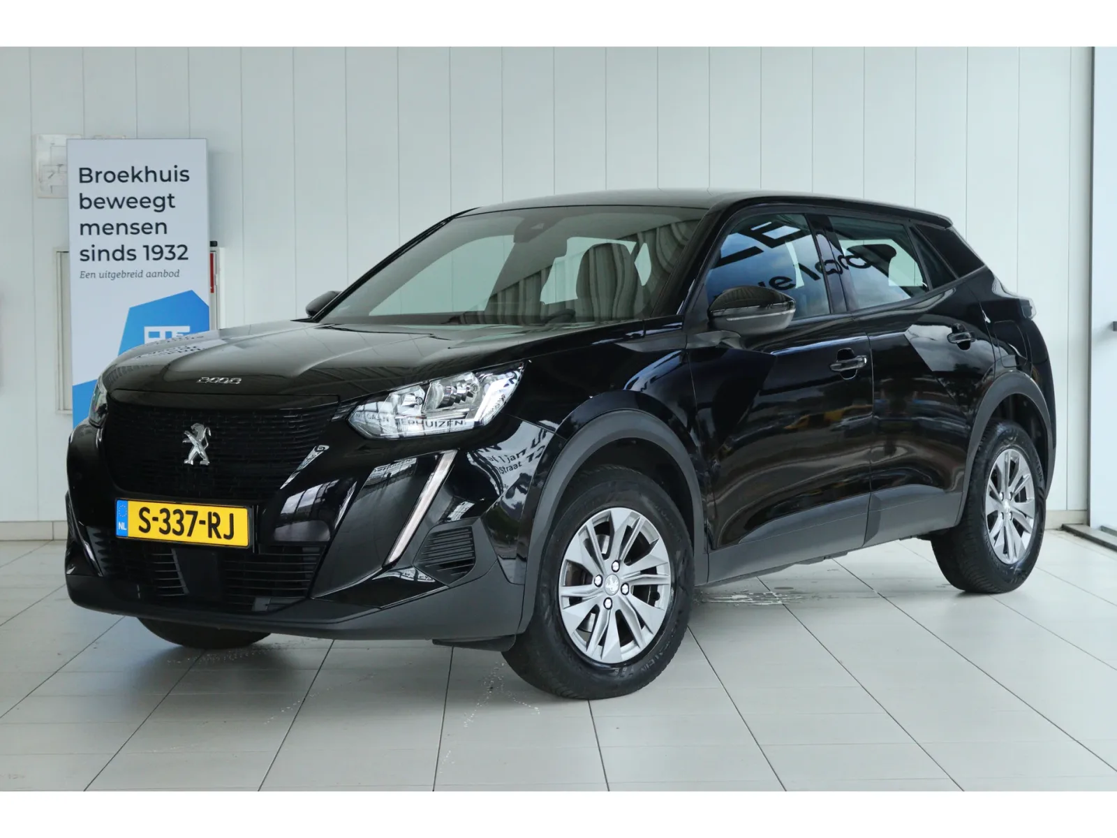 Peugeot 2008 (2023) — foto 1