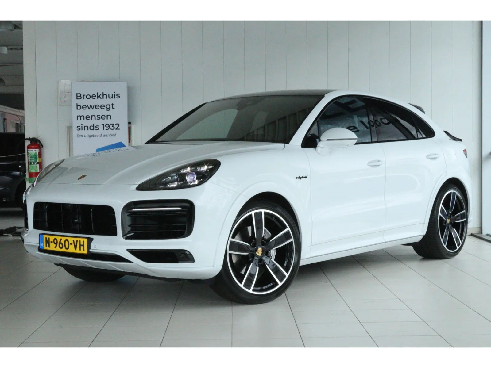 Porsche Cayenne (2022) — foto 1