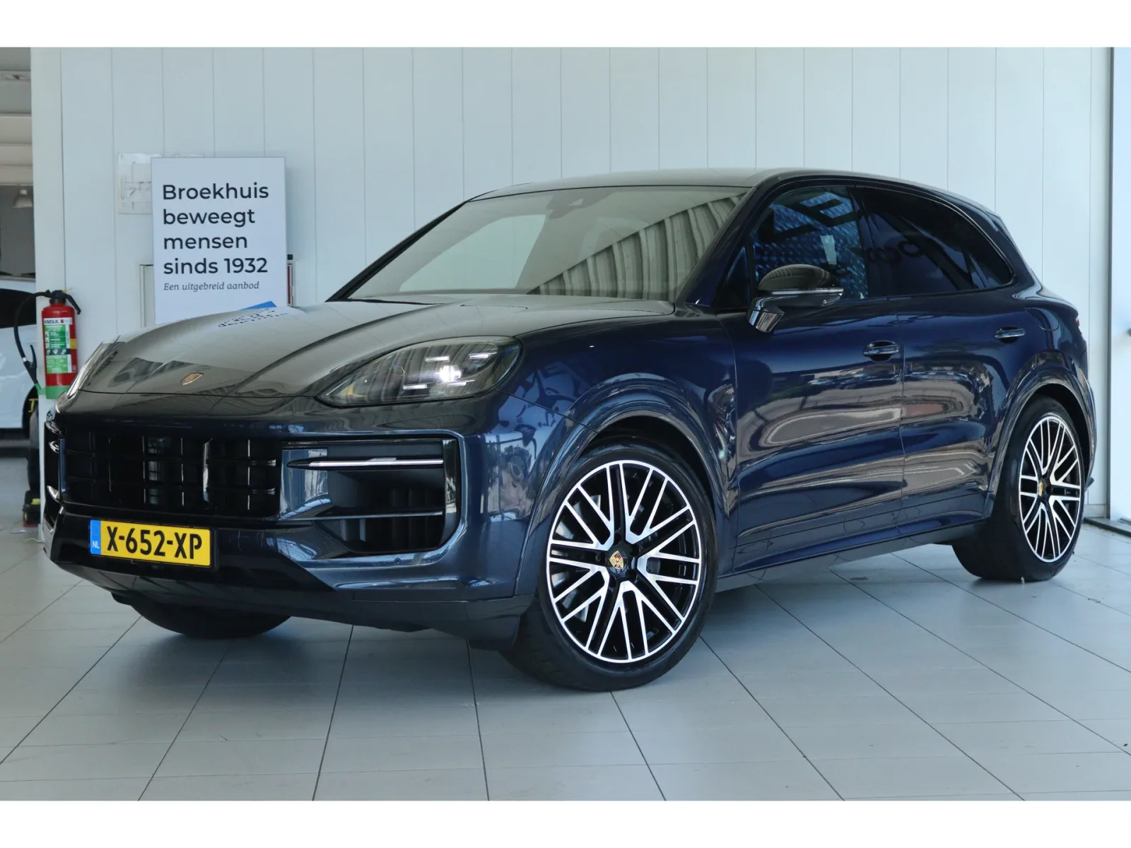Porsche Cayenne (2024) — foto 1