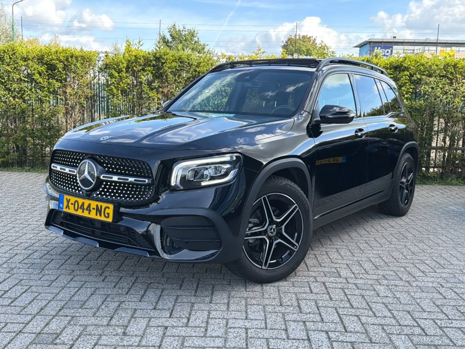 Mercedes-Benz GLB-Klasse (2021) — foto 1