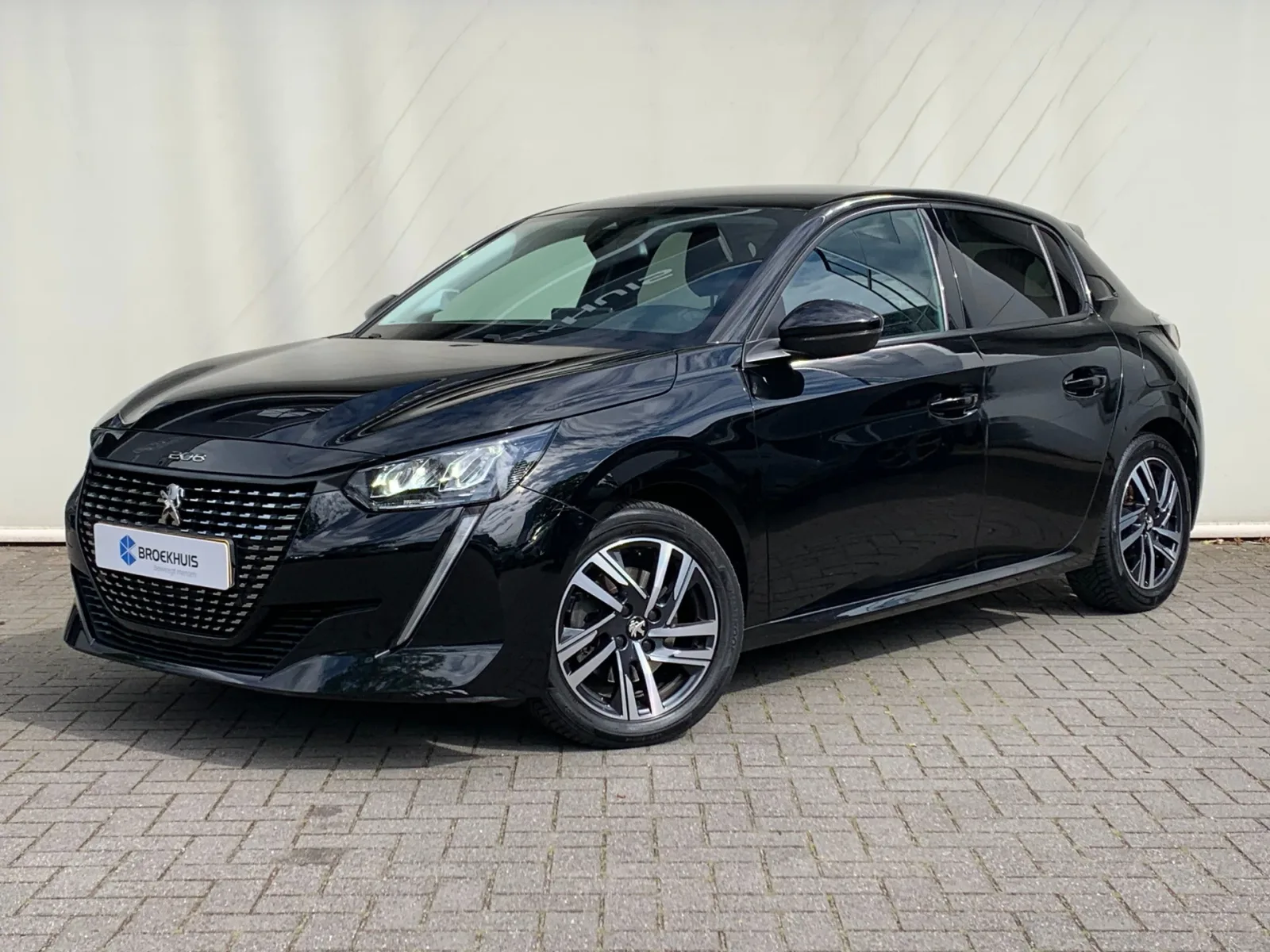 Peugeot 208 (2022) — foto 1