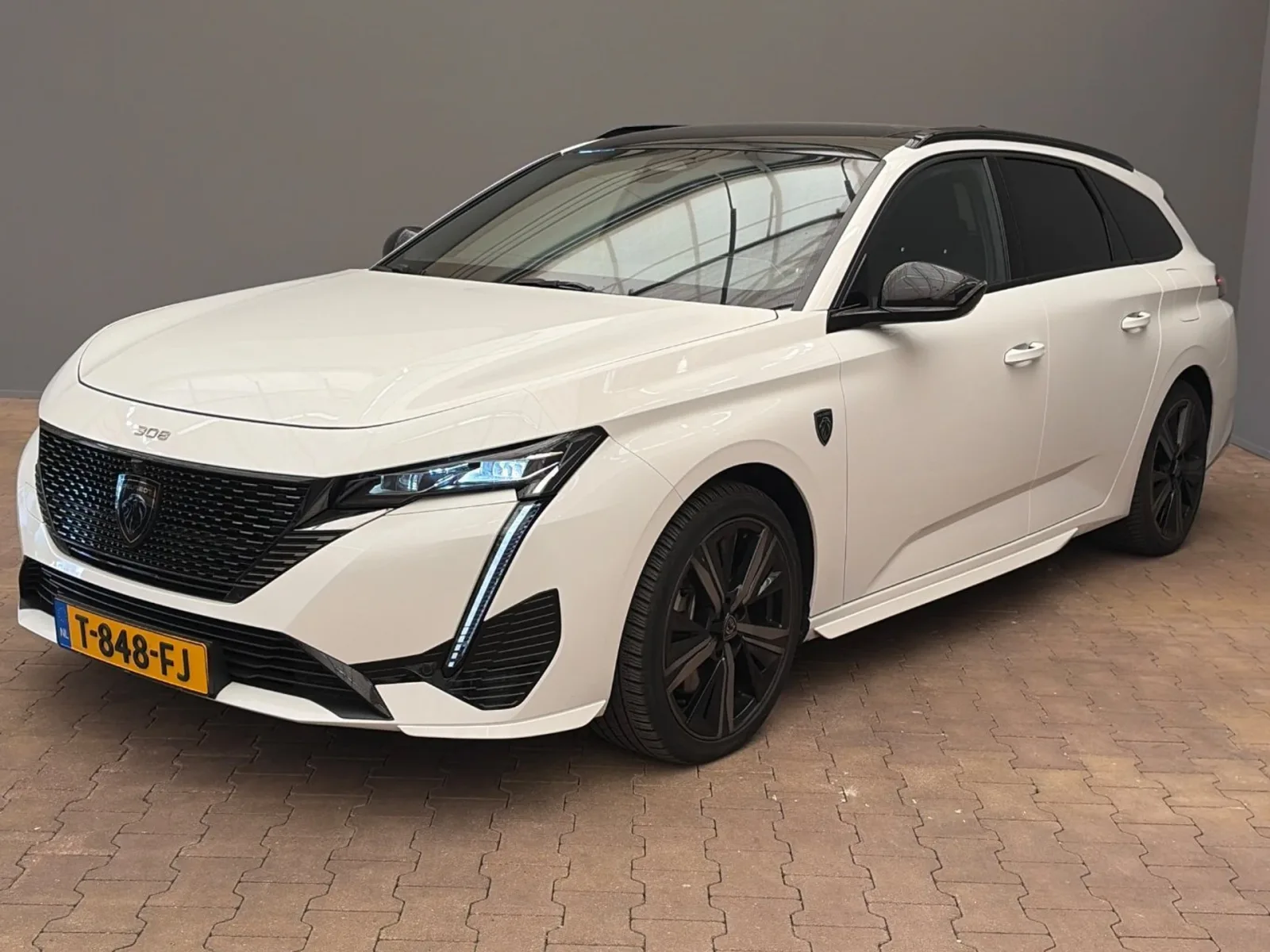 Peugeot 308 (2023) — foto 1