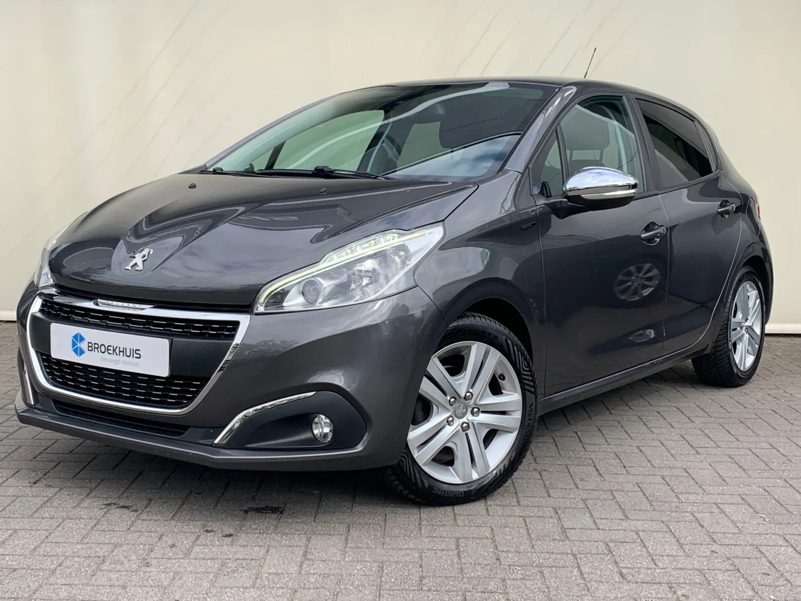 Peugeot 208 (2019) — foto 1