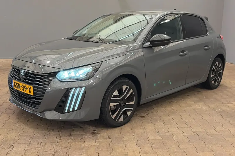 Peugeot 208 (2024)