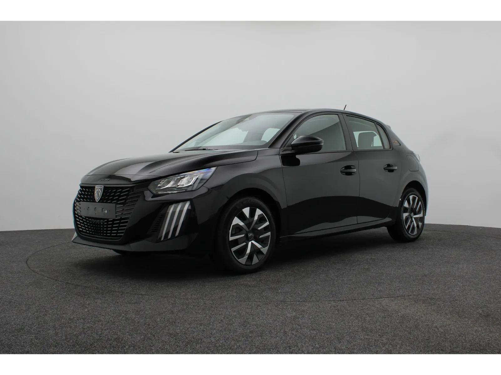 Peugeot 208 (2025) — foto 1