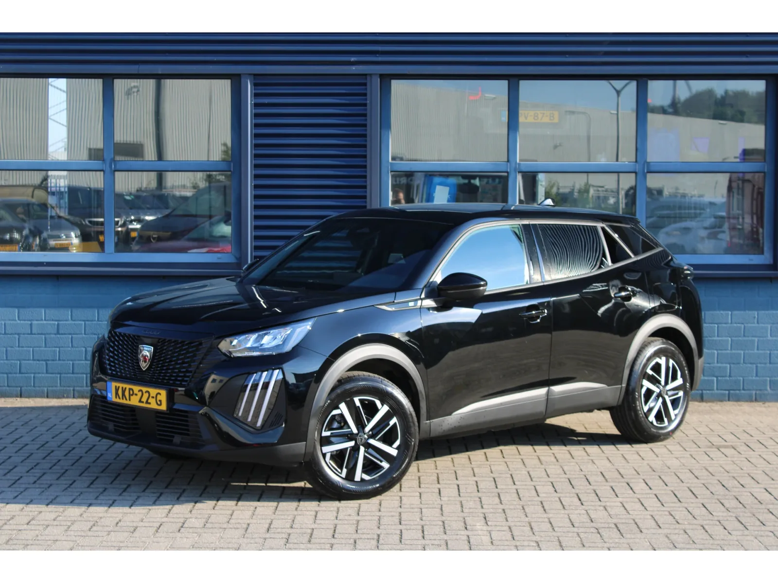 Peugeot e-2008 (2026) — foto 1