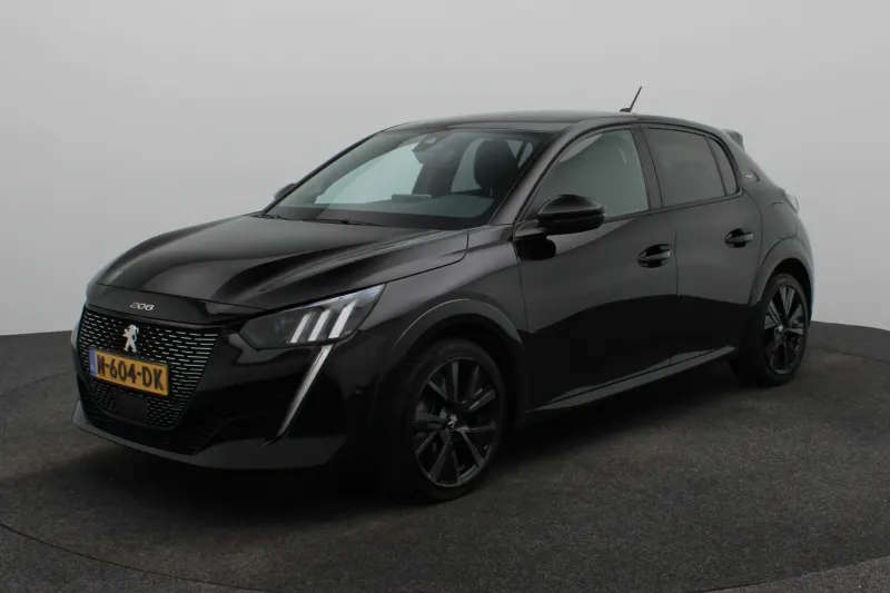 Peugeot 208 (2021)