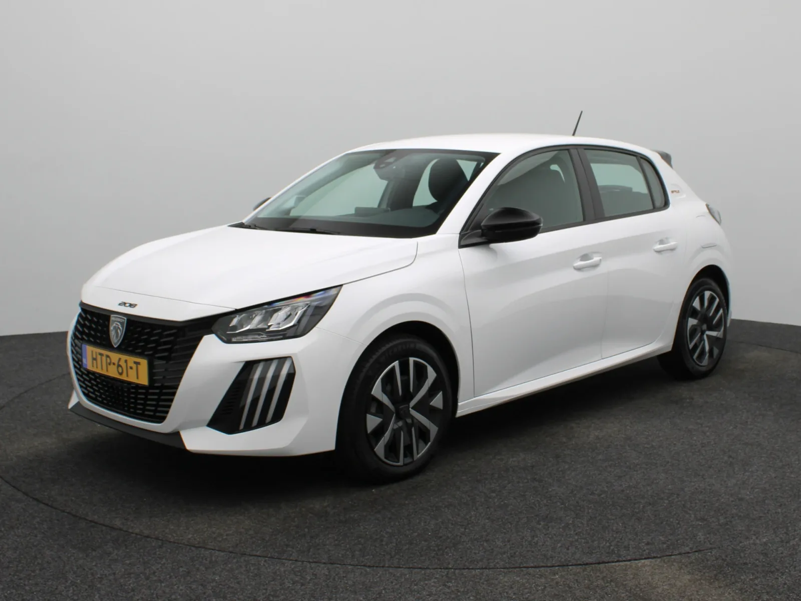 Peugeot 208 (2025) — foto 1