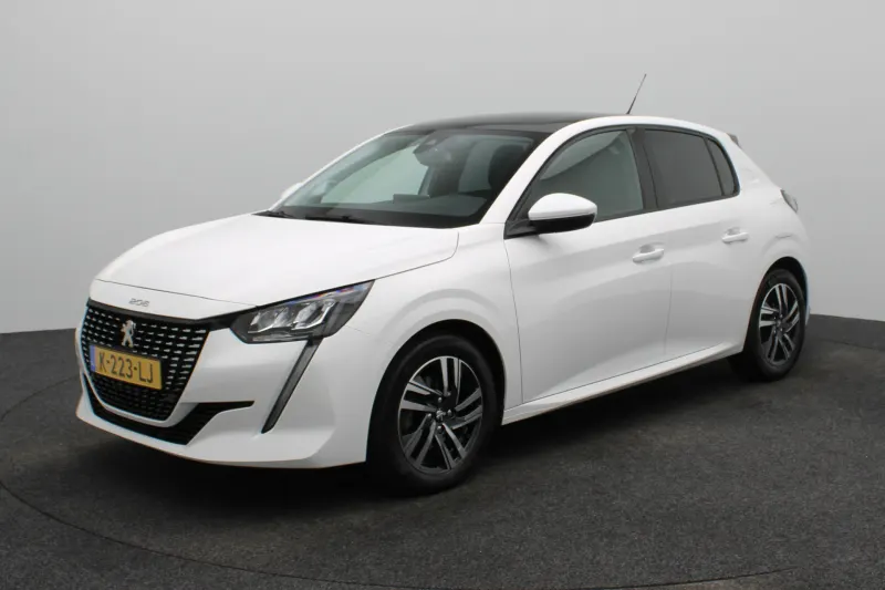 Peugeot 208 (2021)