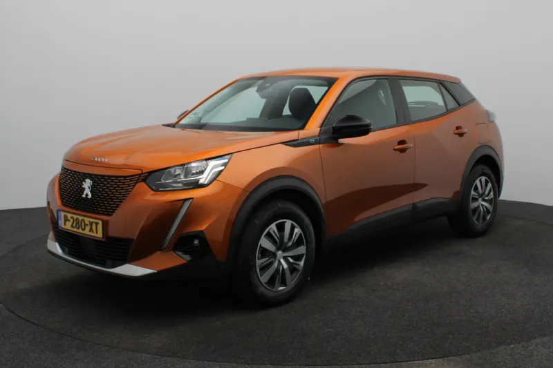 Peugeot e-2008 (2022)