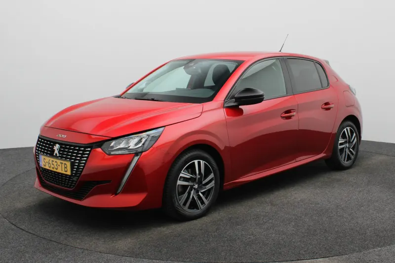 Peugeot 208 (2023)
