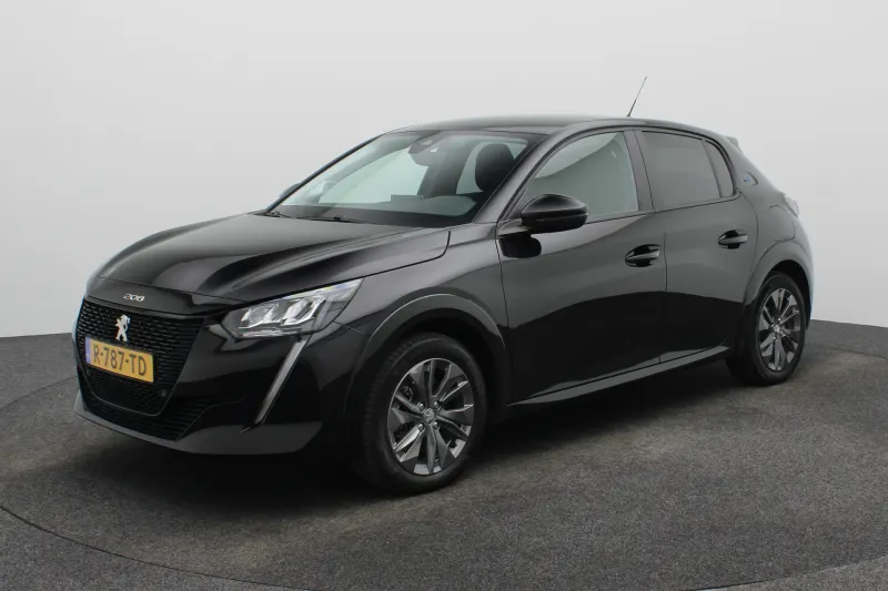 Peugeot e-208 (2022)
