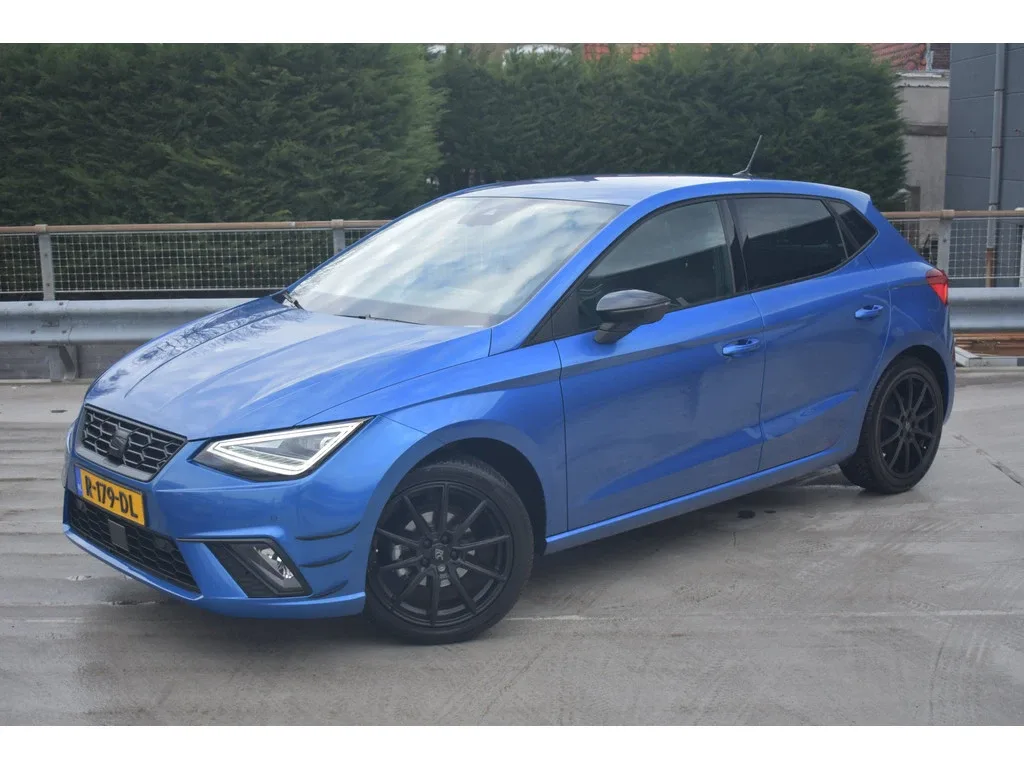 SEAT Ibiza (2022) — foto 1