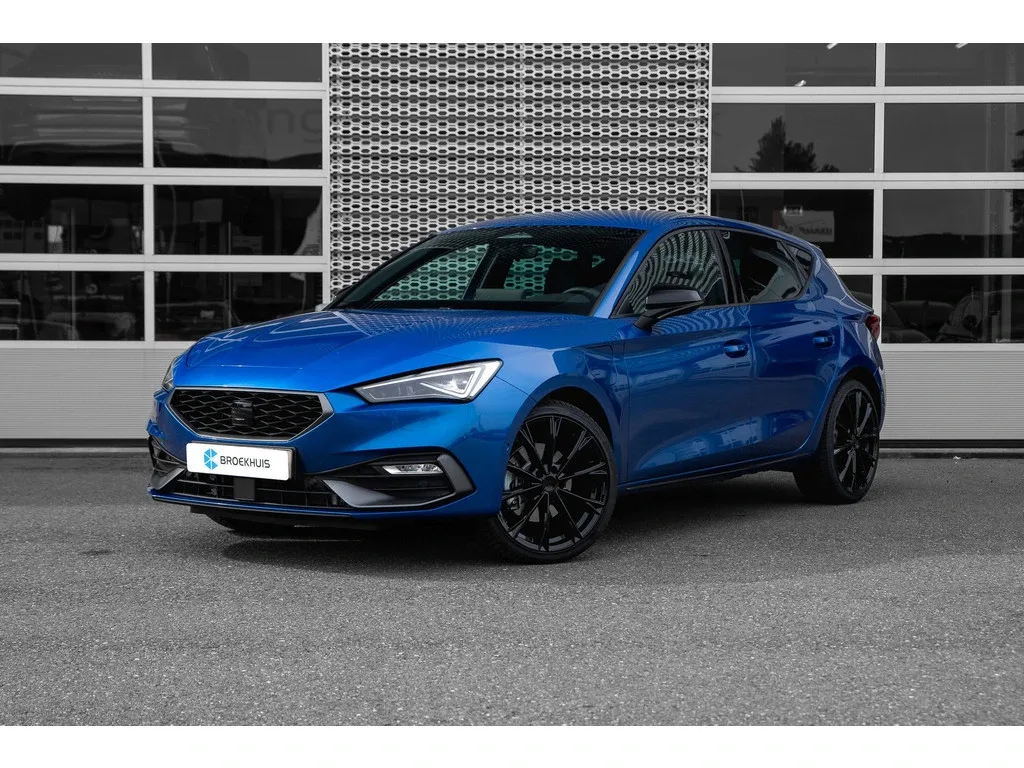 SEAT Leon (2025) — foto 1