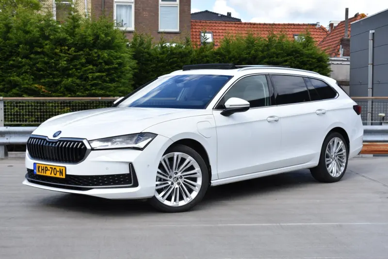 Škoda Superb (2025)