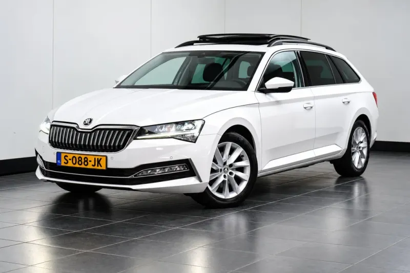 Škoda Superb (2020)