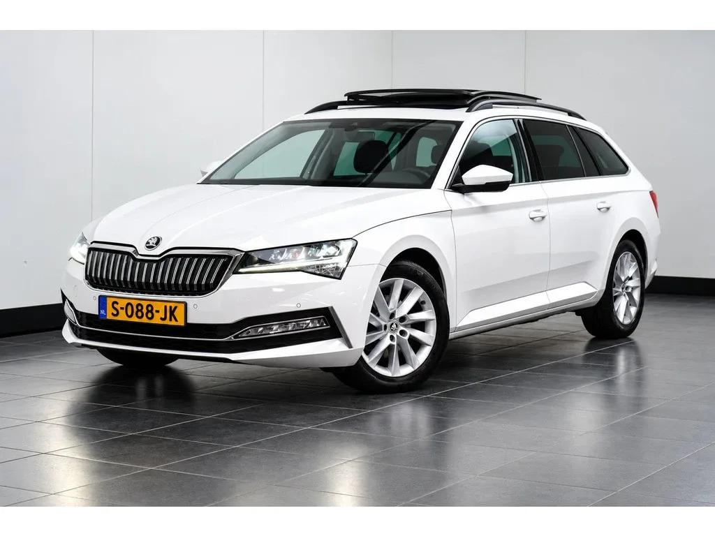 Škoda Superb (2020) — foto 1