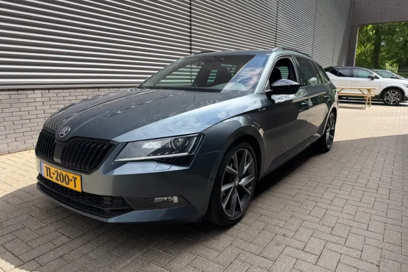 Škoda Superb (2018)