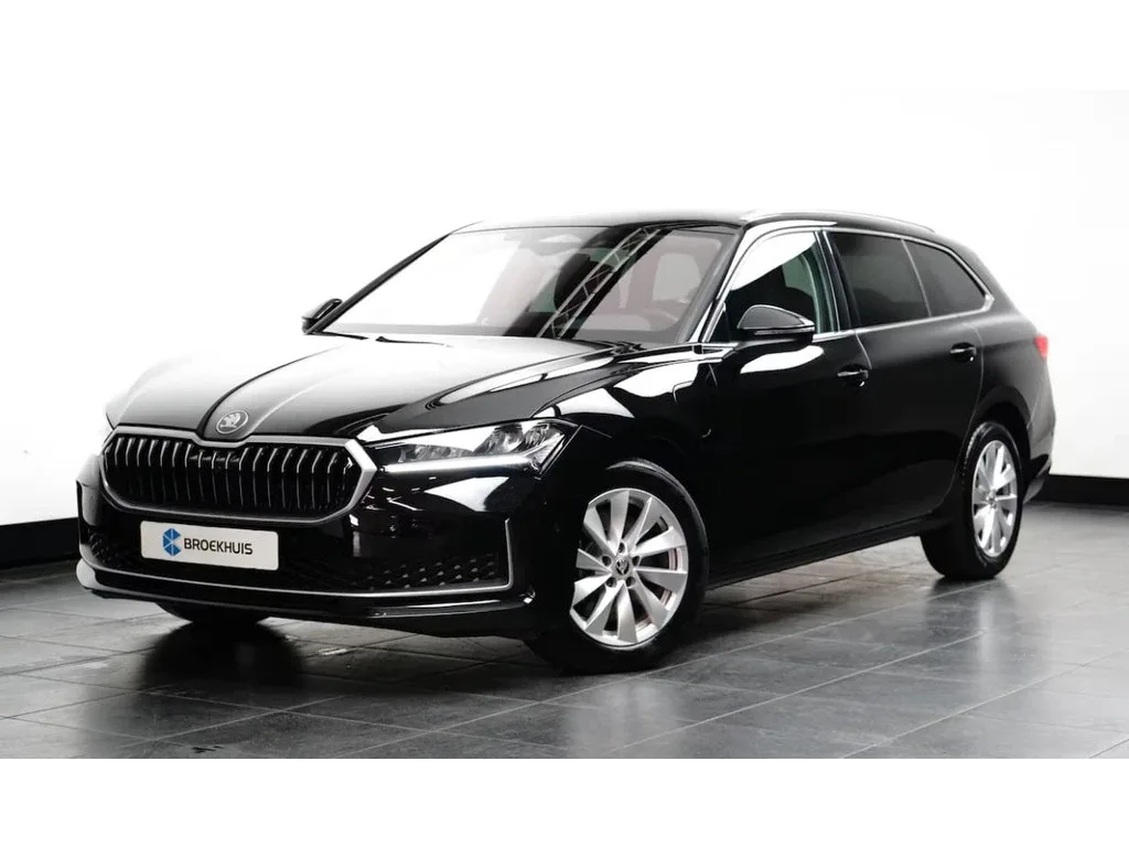 Škoda Superb (2025) — foto 1