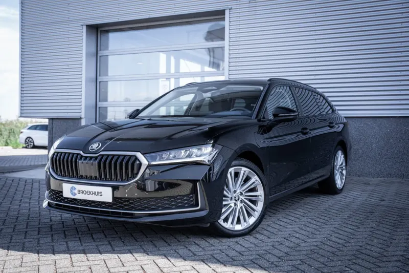 Škoda Superb (2025)