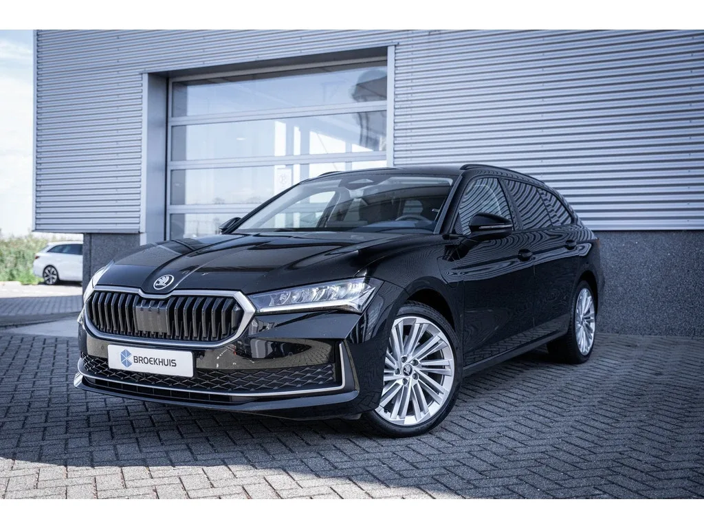 Škoda Superb (2025) — foto 1