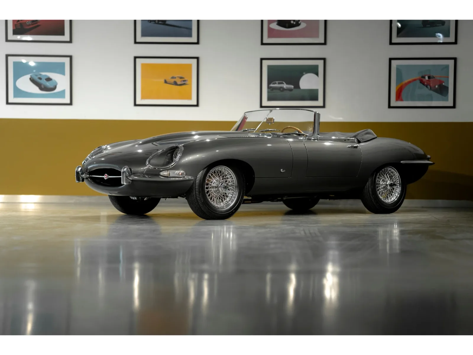 Jaguar E-Type (1961) — foto 1