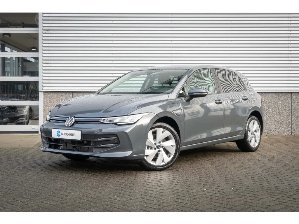 Volkswagen Golf (2026) — foto 1