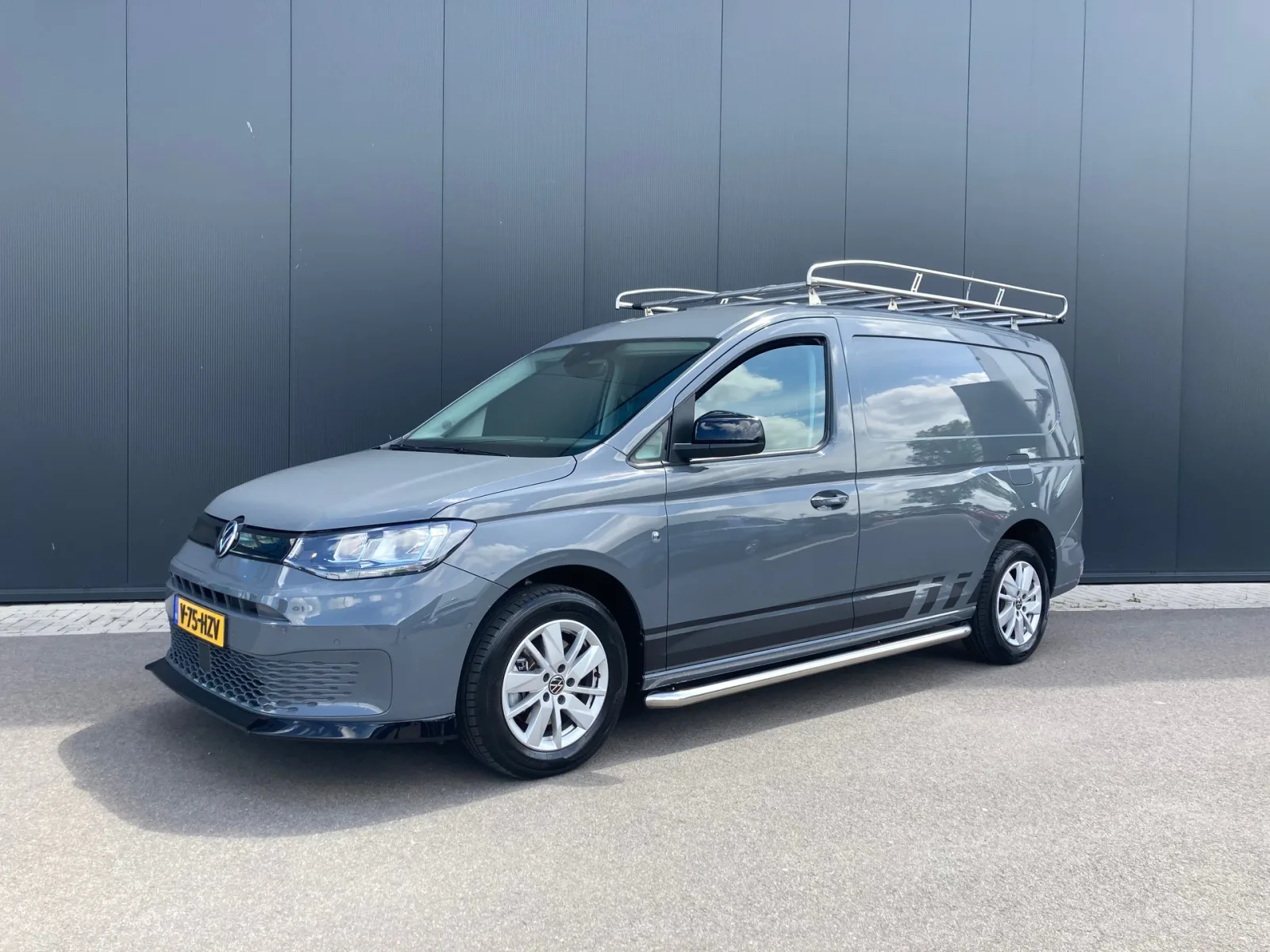 Volkswagen Caddy (2024) — foto 1