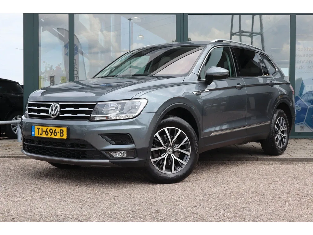 Volkswagen Tiguan (2018) — foto 1