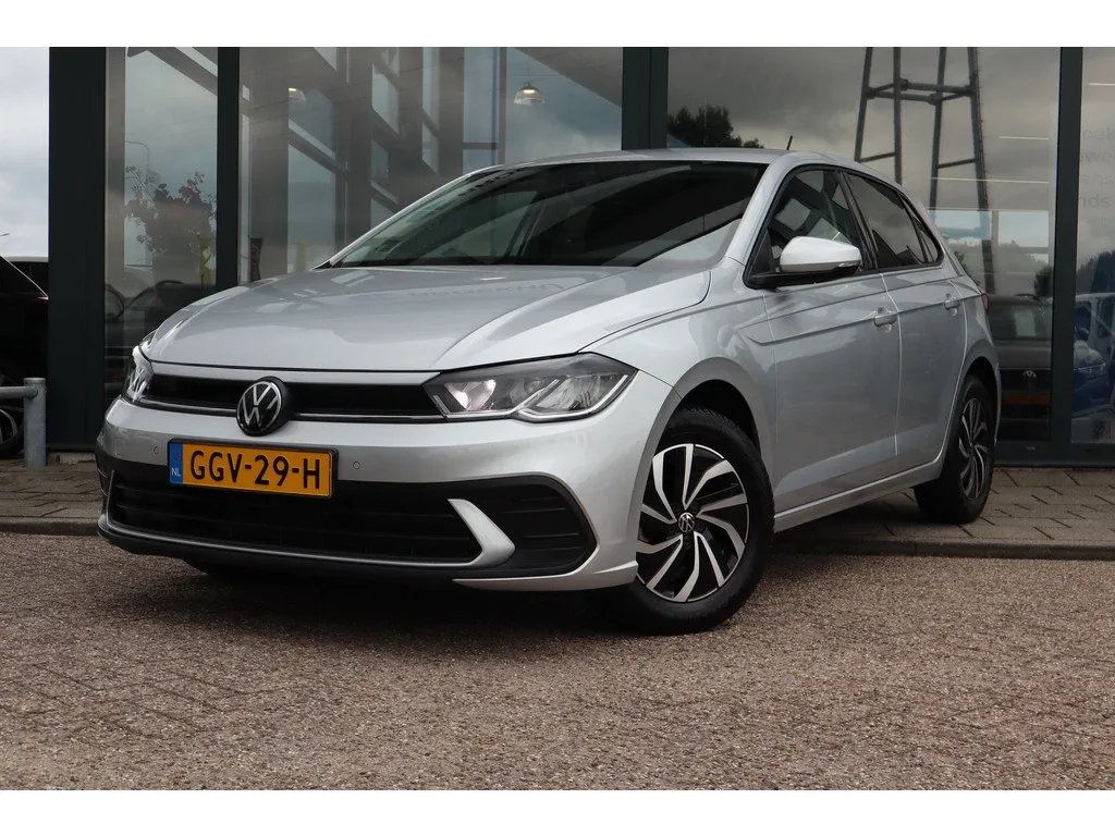 Volkswagen Polo (2024) — foto 1