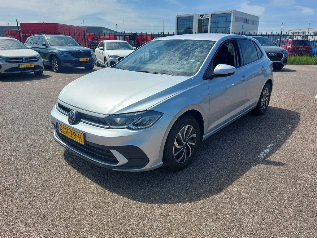 Volkswagen Polo (2024) — foto 1