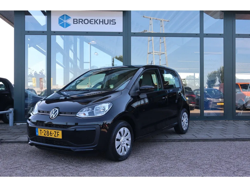 Volkswagen Up! (2023) — foto 1