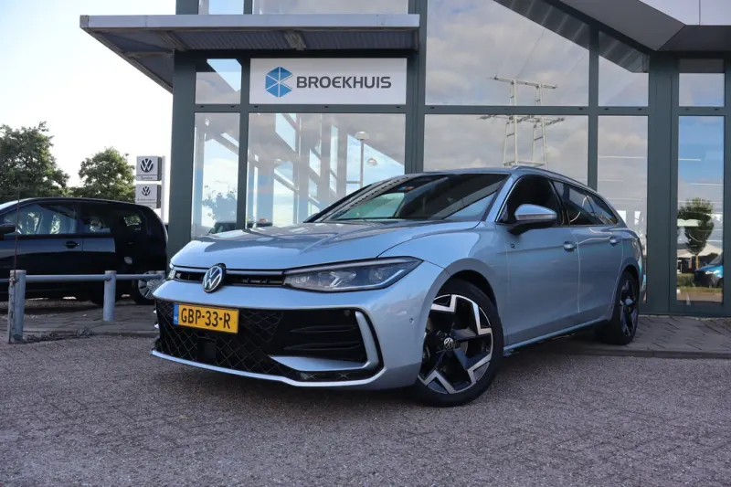 Volkswagen Passat (2024)