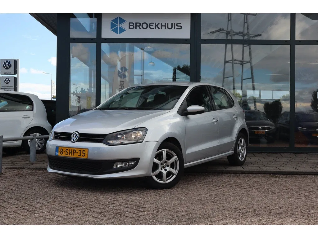 Volkswagen Polo (2013) — foto 1