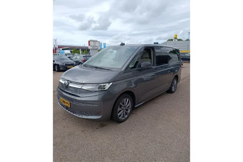 Volkswagen Multivan (2024)