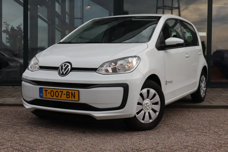 Volkswagen Up! (2023)