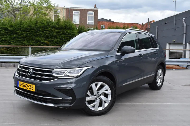 Volkswagen Tiguan (2022)