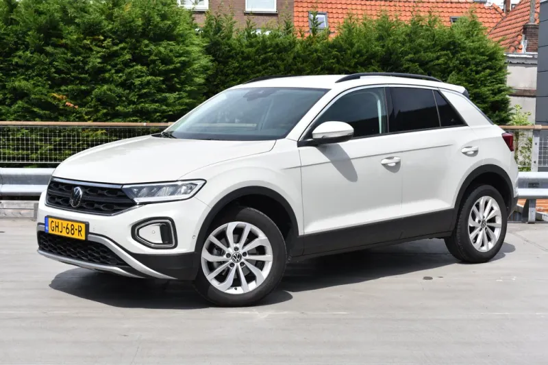 Volkswagen T-Roc (2024)