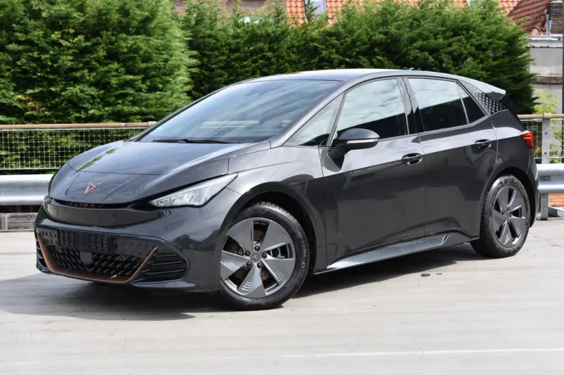 CUPRA Born (2024)