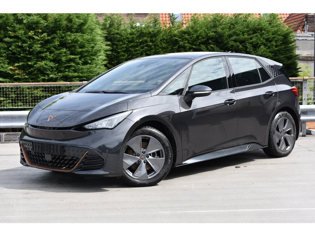 CUPRA Born (2024) — foto 1