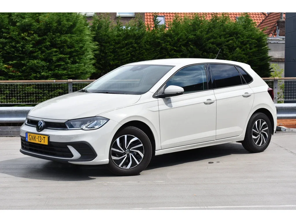 Volkswagen Polo (2024) — foto 1