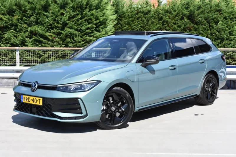 Volkswagen Passat (2025)