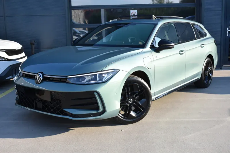 Volkswagen Passat (2025)