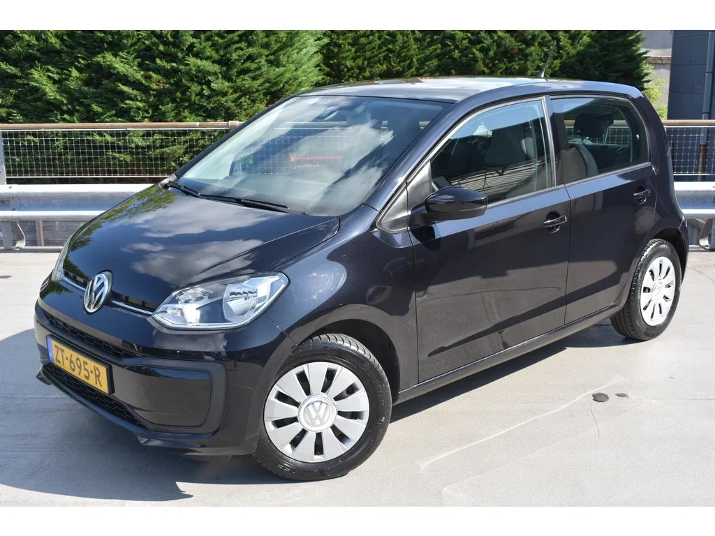 Volkswagen Up! (2019) — foto 1