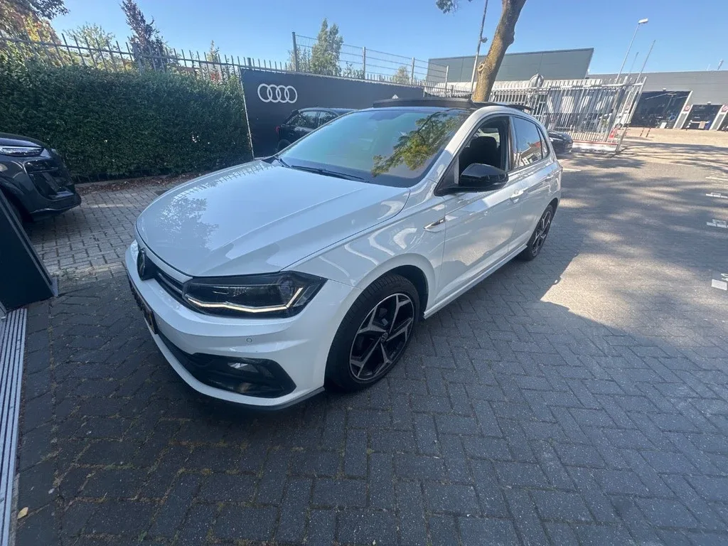 Volkswagen Polo (2021) — foto 1