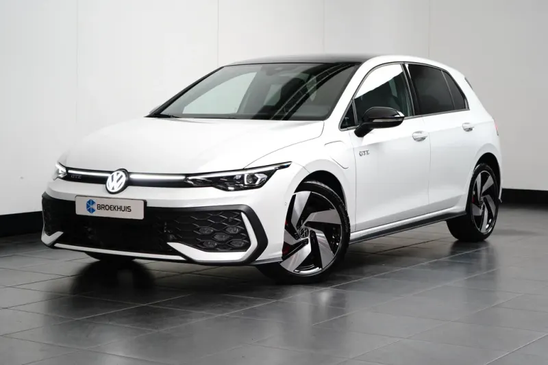 Volkswagen Golf (2025)