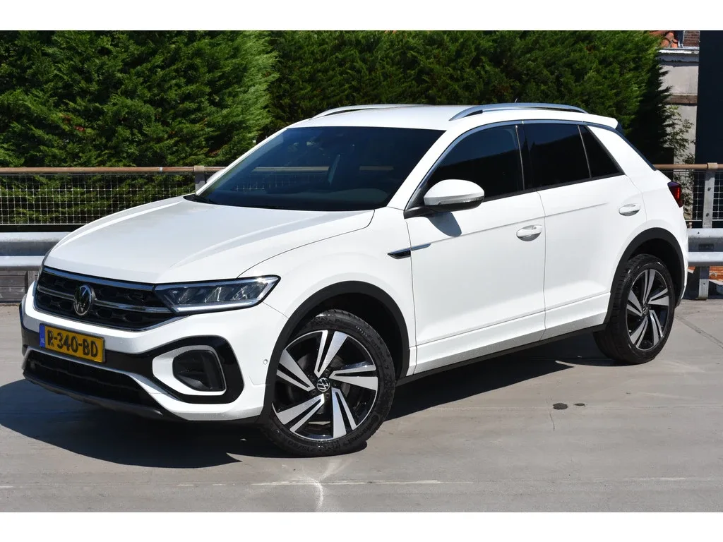 Volkswagen T-Roc (2022) — foto 1