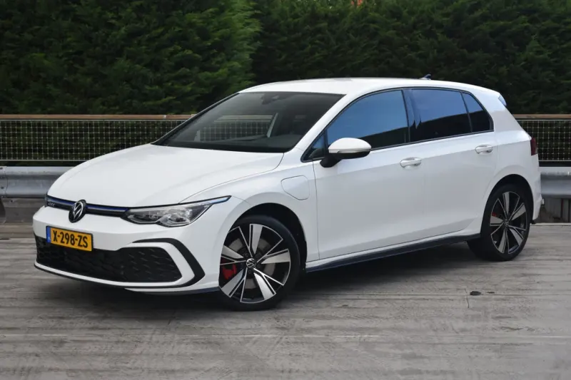 Volkswagen Golf (2021)