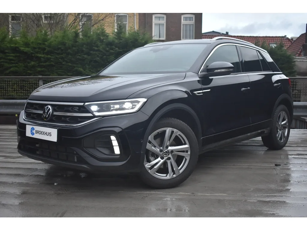 Volkswagen T-Roc (2025) — foto 1